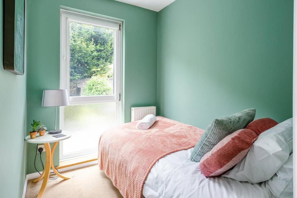 Stunning 4 Bedroom House In Central Bath Dış mekan fotoğraf
