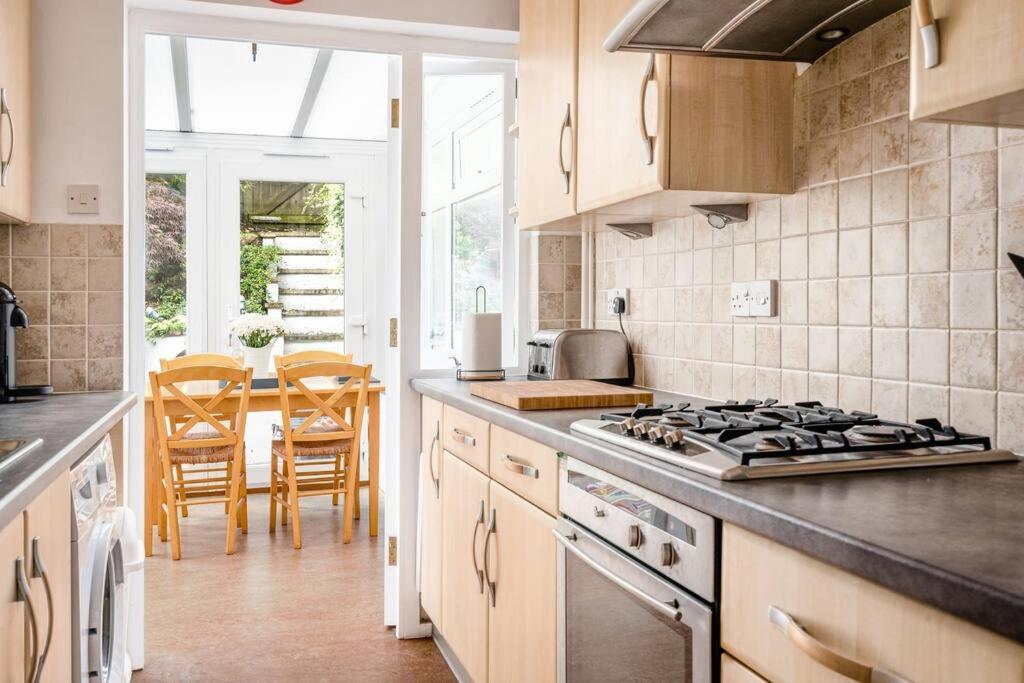 Stunning 4 Bedroom House In Central Bath Dış mekan fotoğraf